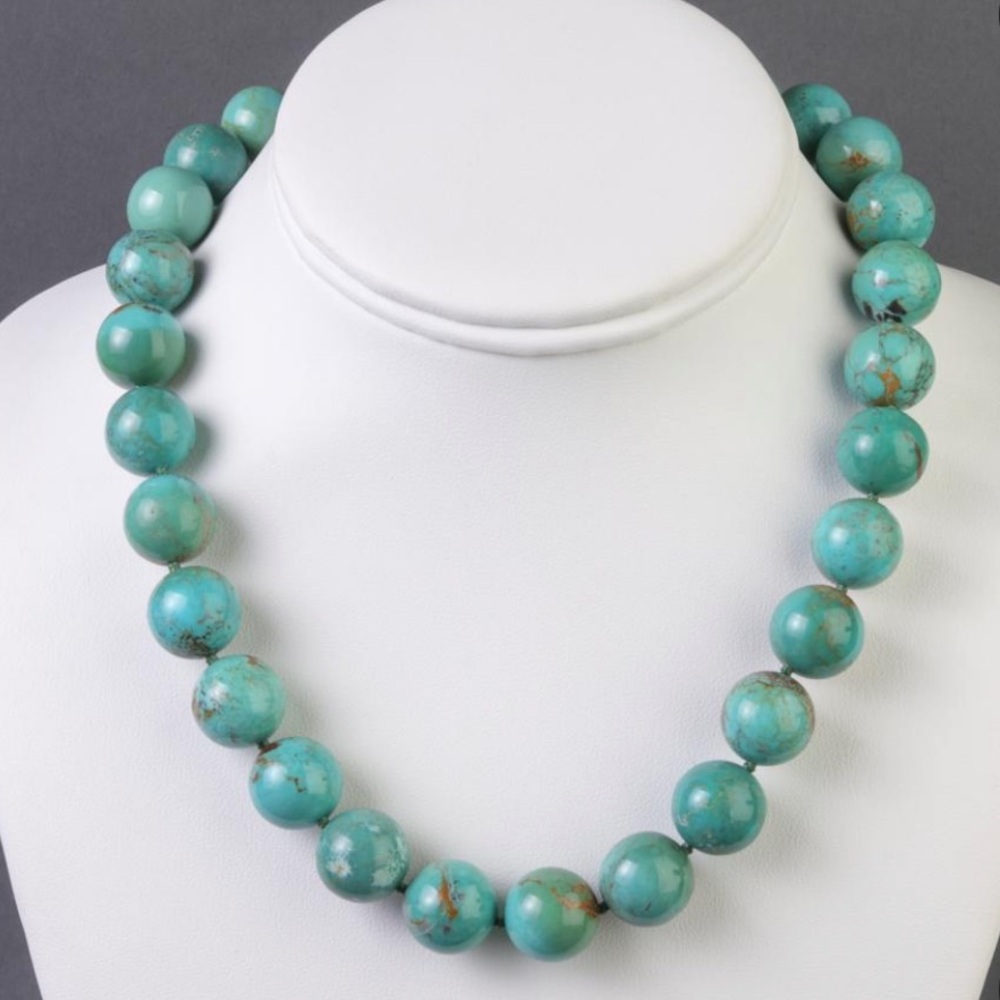 Round turquoise beaded necklace with silver spring-ring China 925."